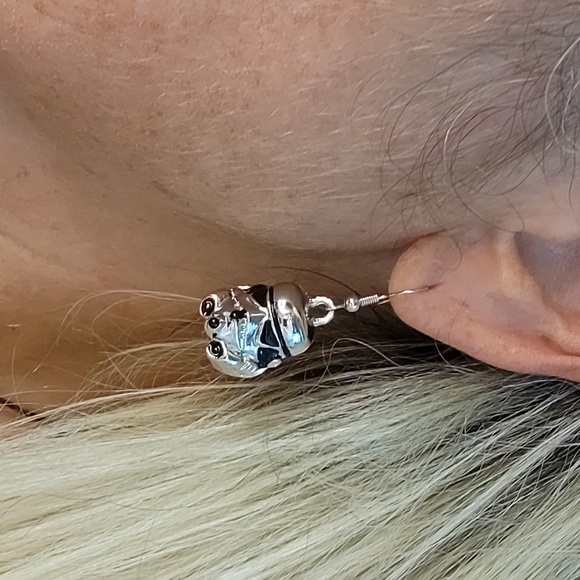 STAR WARS STORM TROOPER EARRINGS - Picture 4 of 7
